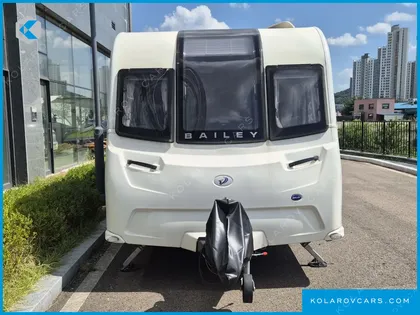 CAMPING TRAILER OR NONE