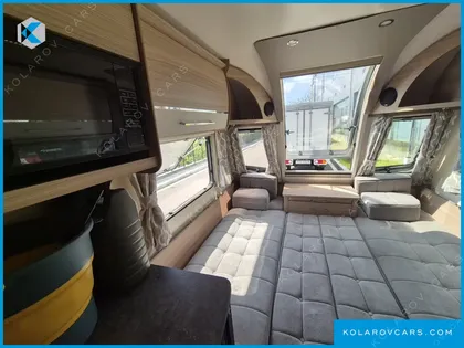 CAMPING TRAILER OR NONE