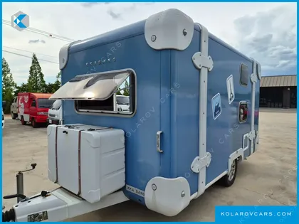 CAMPING TRAILER OR NONE