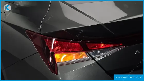 HYUNDAI ELANTRA (AVANTE) MODERN