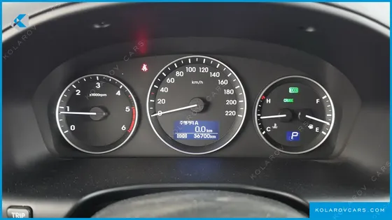 HYUNDAI GRAND STAREX NONE