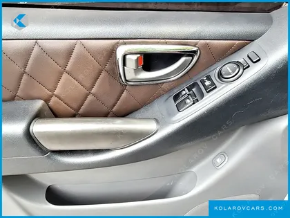 HYUNDAI GRAND STAREX NONE