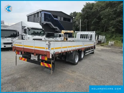 HYUNDAI MEGA TRUCK GOLD
