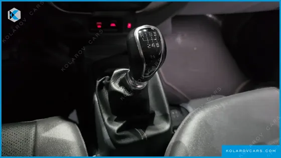 KIA BONGO III KING CAP
