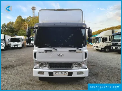 HYUNDAI MEGA TRUCK GOLD