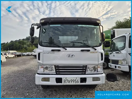 HYUNDAI MEGA TRUCK GOLD