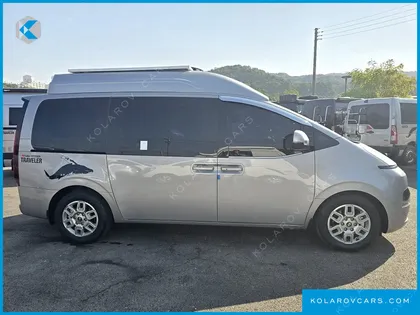 HYUNDAI STARIA NONE