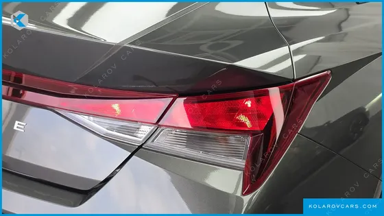 HYUNDAI ELANTRA (AVANTE) MODERN