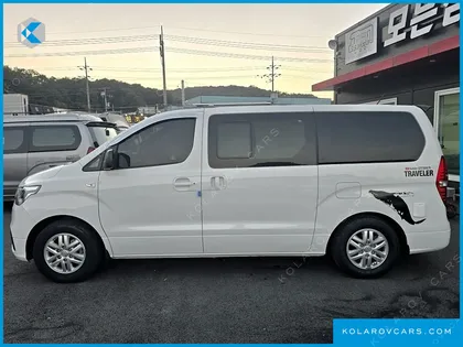 HYUNDAI GRAND STAREX NONE