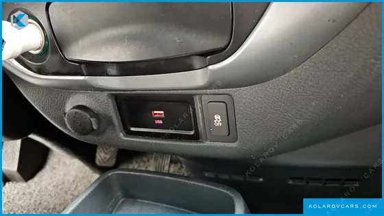 KIA BONGO III KING CAP