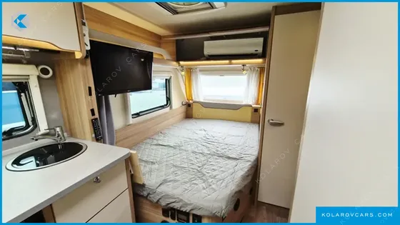 CAMPING TRAILER VINESBURG CARAWON 450