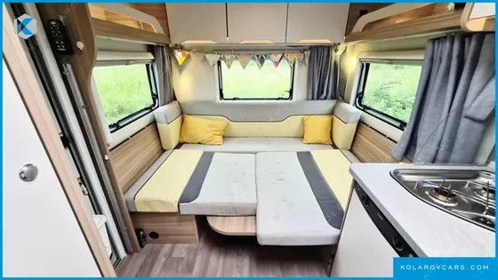 CAMPING TRAILER VINESBURG CARAWON 450