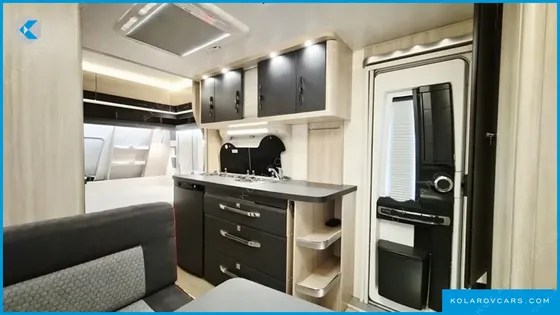 CAMPING TRAILER HARVEY DELUXE