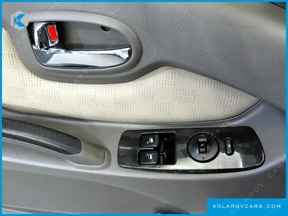 HYUNDAI PORTER II SUPER CABIN LPG