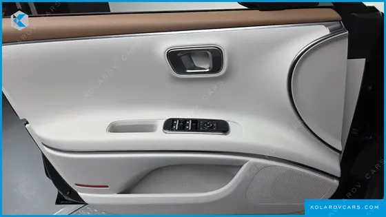 HYUNDAI GRANDEUR 2.5 GASOLINE  2WD