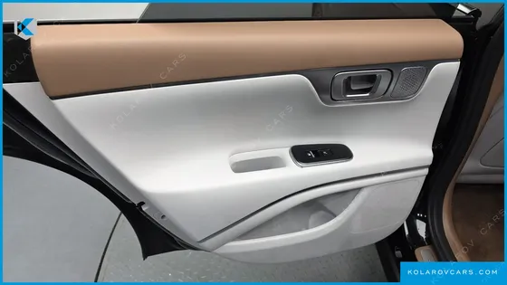 HYUNDAI GRANDEUR 2.5 GASOLINE  2WD