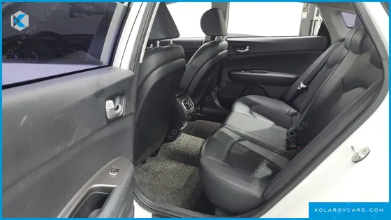 KIA K5 2.0 LPI RENTAL CAR