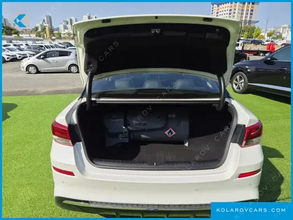 KIA K5 2.0 LPI RENTAL CAR