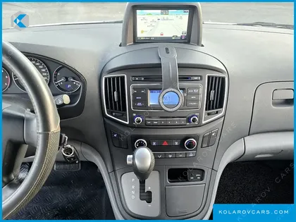 HYUNDAI GRAND STAREX NONE