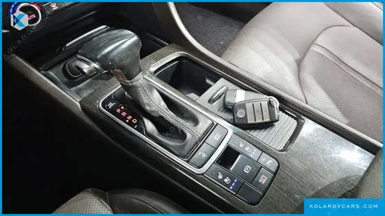 KIA K5 2.0 LPI RENTAL CAR