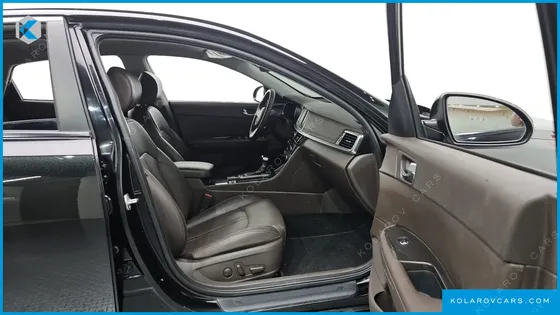 KIA K5 2.0 LPI RENTAL CAR