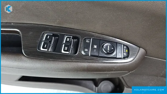 KIA K5 2.0 LPI RENTAL CAR