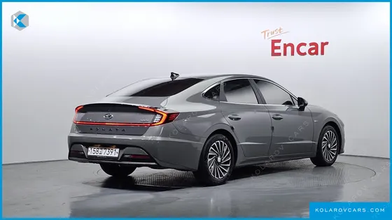 HYUNDAI SONATA INSPIRATION
