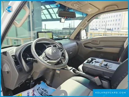 HYUNDAI PORTER II SUPER CABIN LPG