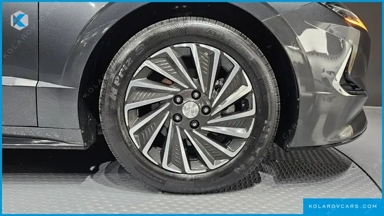 HYUNDAI SONATA PREMIUM PLUS