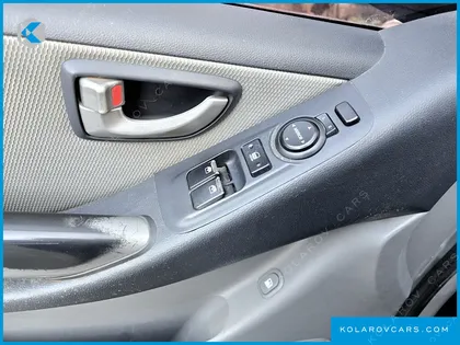 HYUNDAI GRAND STAREX NONE