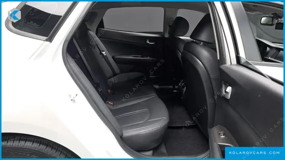KIA K5 2.0 LPI RENTAL CAR