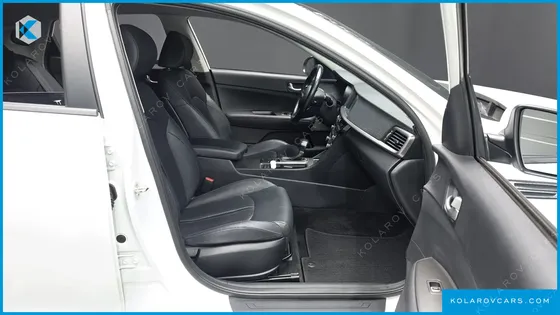 KIA K5 2.0 LPI RENTAL CAR