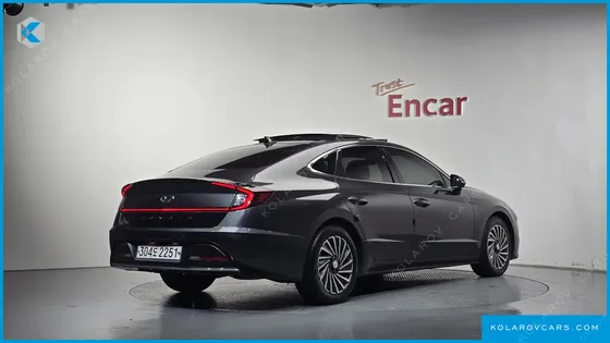 HYUNDAI SONATA INSPIRATION
