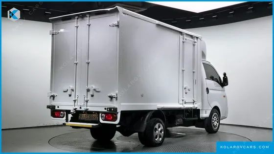HYUNDAI PORTER II STANDARD CAP CRDI
