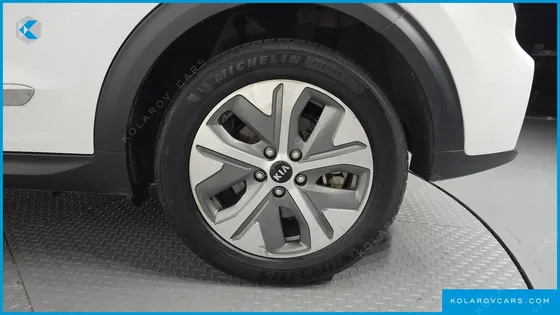 KIA NIRO NOBLESSE