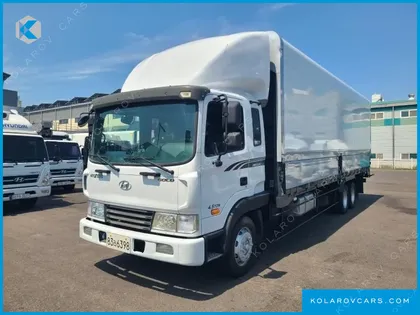 HYUNDAI MEGA TRUCK GOLD