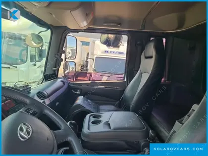 HYUNDAI MEGA TRUCK GOLD