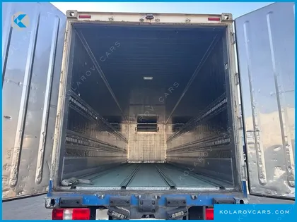 HYUNDAI POWER TRUCK 6X4