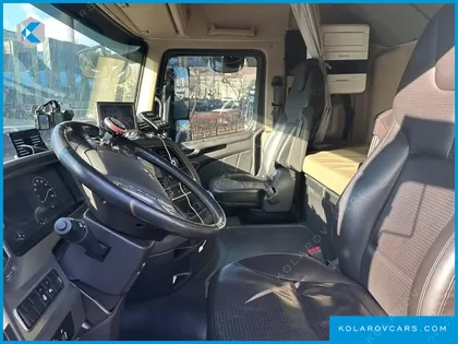 HYUNDAI POWER TRUCK 6X4