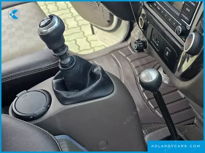 HYUNDAI PORTER II 4WD SUPER CAP