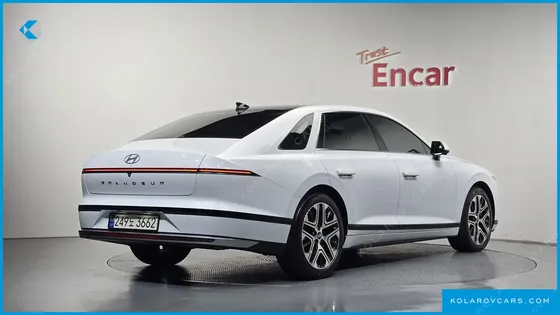 HYUNDAI GRANDEUR 2,5 GASOLINE 2WD