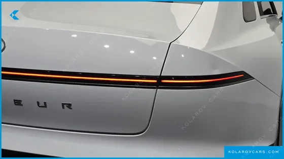 HYUNDAI GRANDEUR 2,5 GASOLINE 2WD
