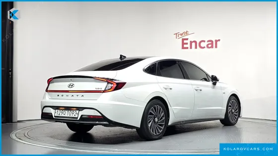 HYUNDAI SONATA INSPIRATION
