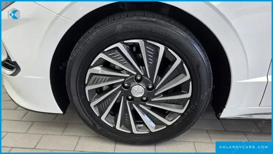 HYUNDAI SONATA INSPIRATION