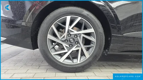 HYUNDAI GRANDEUR 2,5 GASOLINE 2WD