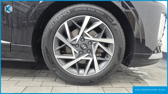 HYUNDAI GRANDEUR 2,5 GASOLINE 2WD