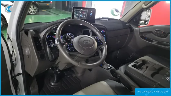 HYUNDAI PORTER II SUPER CABIN LPG