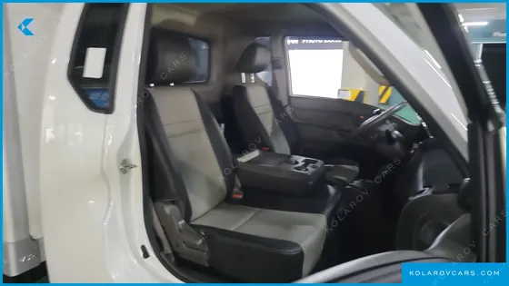HYUNDAI PORTER II SUPER CABIN LPG