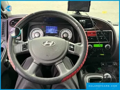 HYUNDAI MEGA TRUCK GOLD