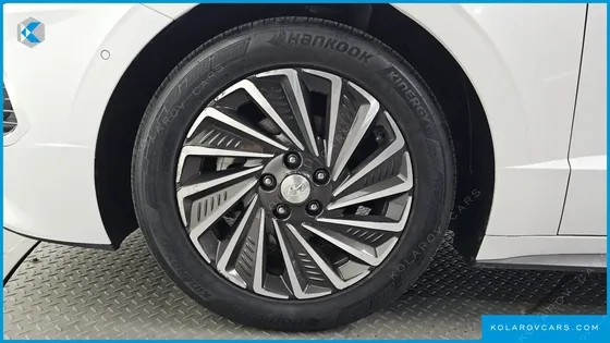 HYUNDAI SONATA INSPIRATION